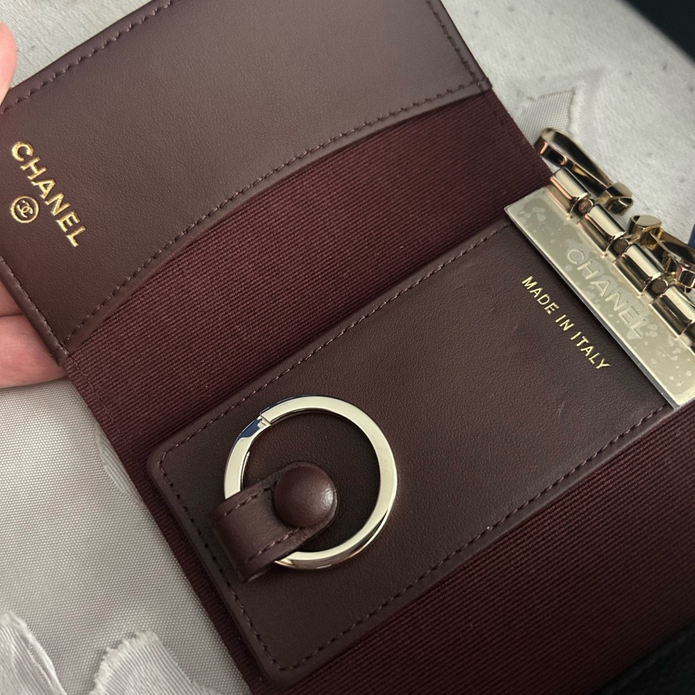 CHANEL Black Caviar Key Holder - NWT - Picture 5 of 8